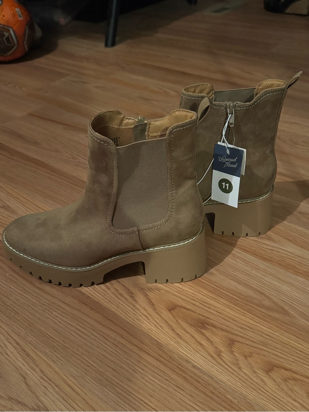 Universal Thread Boots - Picture 4 of 7
